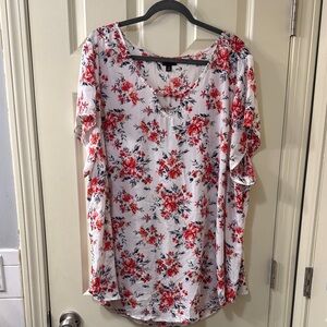 Torrid Red and Pink Floral Blouse Relaxed Fit